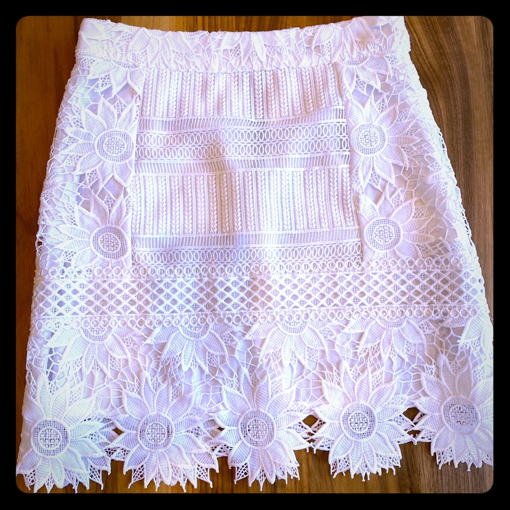 Topshop, lace mini skirt, Size 2